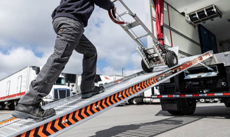 Warehouse Header_-02.jpg (471 KB)